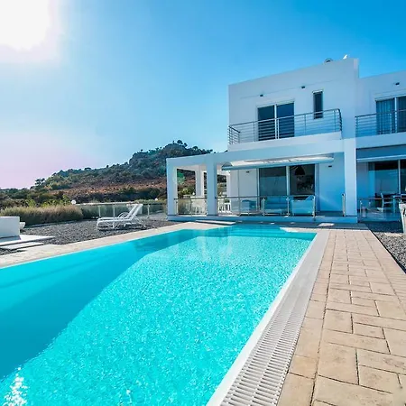 White Lady Villa *