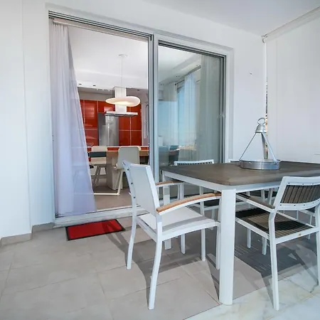 White Lady Villa *