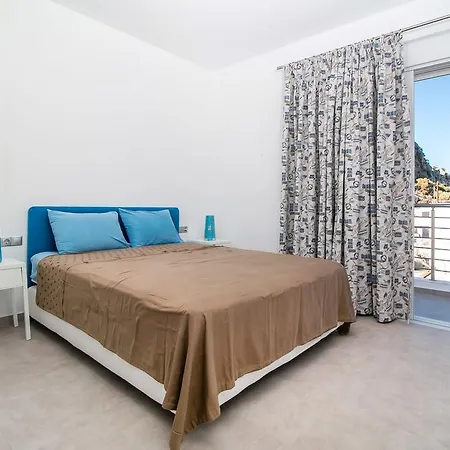 White Lady Villa Kalithies